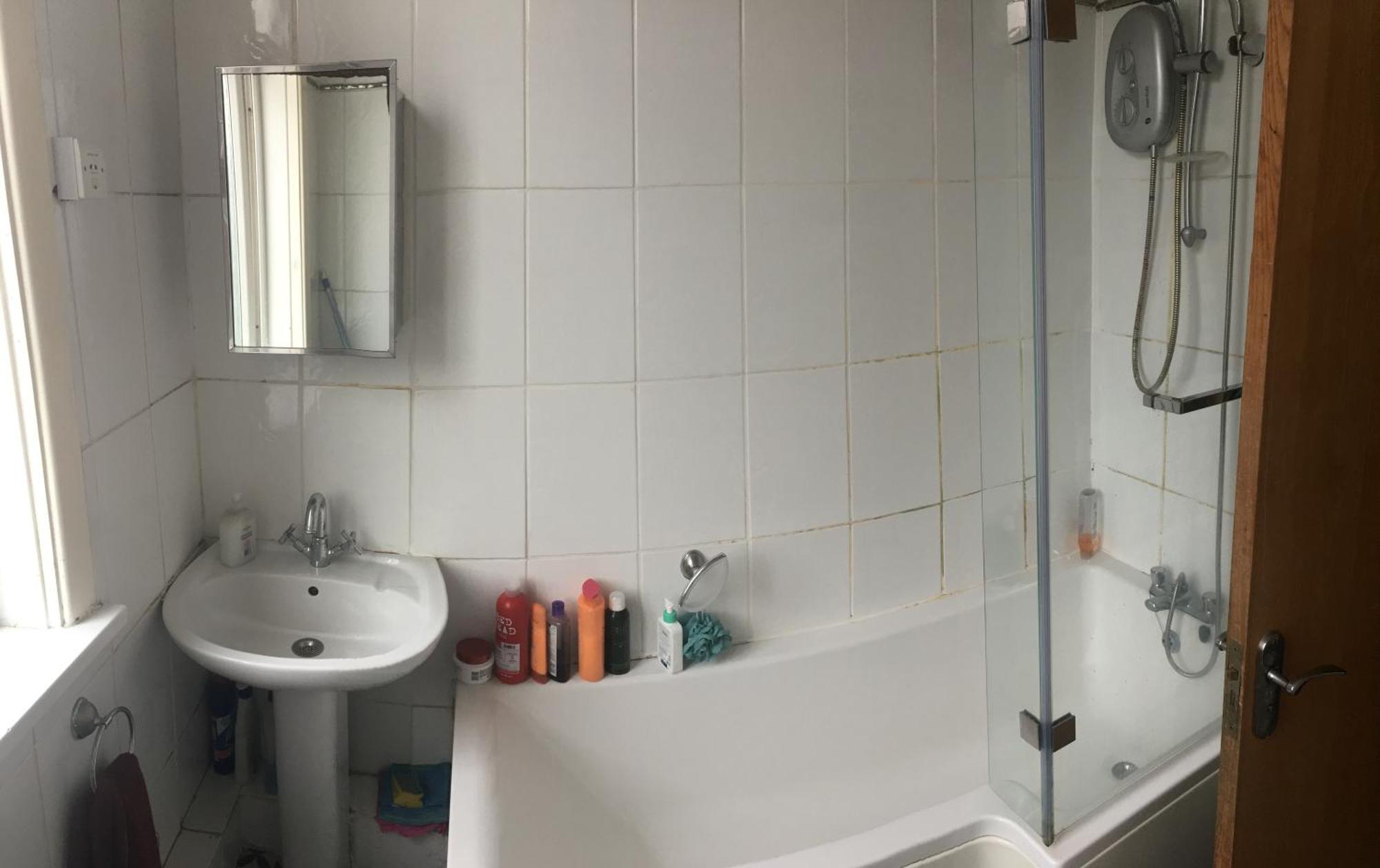 Single Room - Town & University Nearby, 24H Bus, Airport-Linked 曼彻斯特 外观 照片