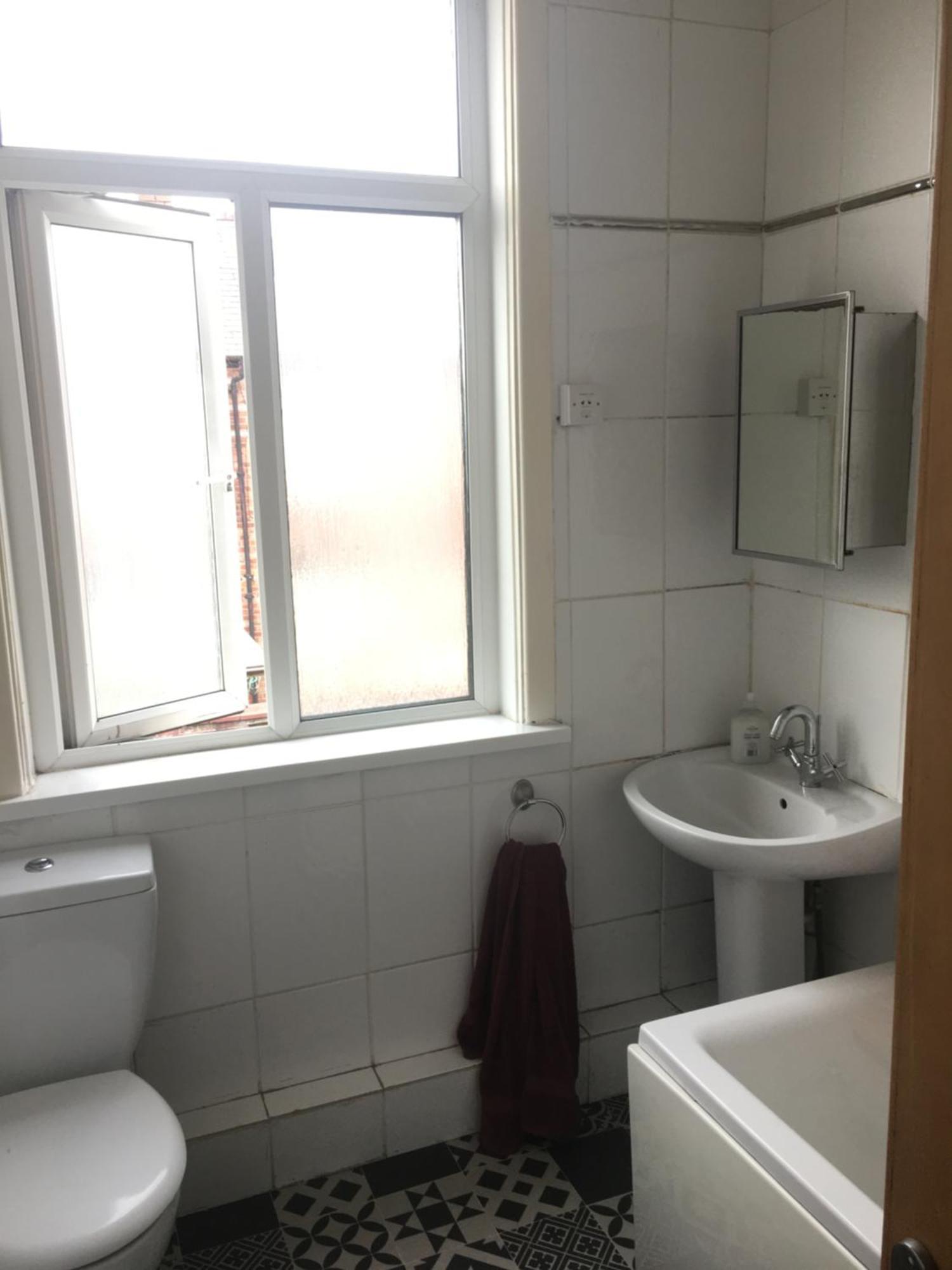 Single Room - Town & University Nearby, 24H Bus, Airport-Linked 曼彻斯特 外观 照片